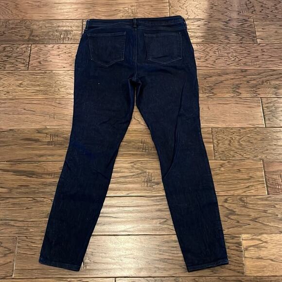 NYDJ Ami-Skinny LiftXTuck Technology Size 8 - Picture 2 of 16